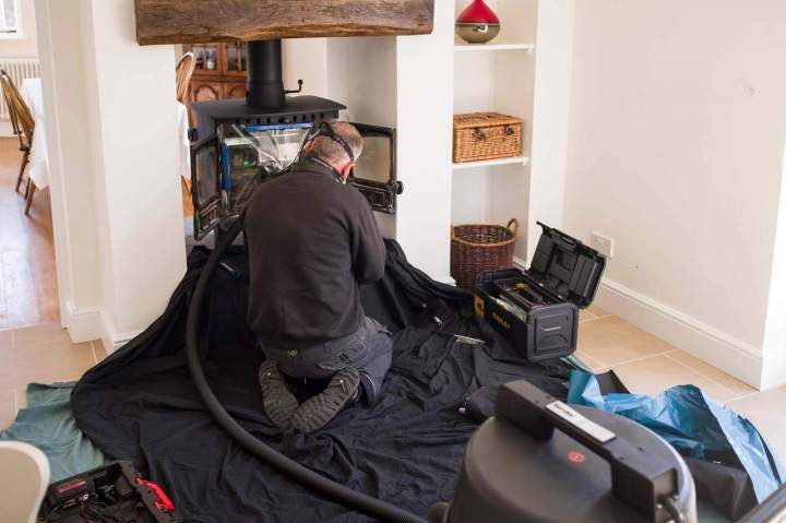 Diagnostic complet des appareils de chauffage pour assurer leur efficacité.